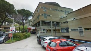 Bimbo non respira, il padre è disperato. Due marescialli lo salvano dopo una corsa disperata in ospedale