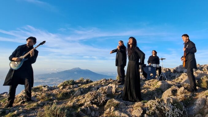 Nuovo videoclip e singolo per i Corde Oblique, “The Nightingale and the Rose” è un brano ispirato alla fiaba omonima di Oscar Wilde