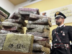 Droga: sequestro record dei Carabinieri. Oltre 80 chili di cocaina e 2 in manette