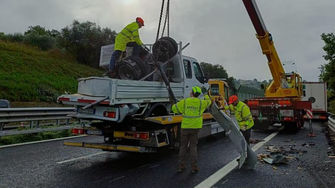 Tragedia sull’A1: operaio 38enne investito e ucciso da un mezzo pesante vicino Orvieto